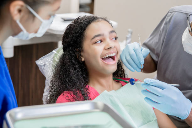 Best Emergency Root Canal Treatment in Colmar Manor, MD